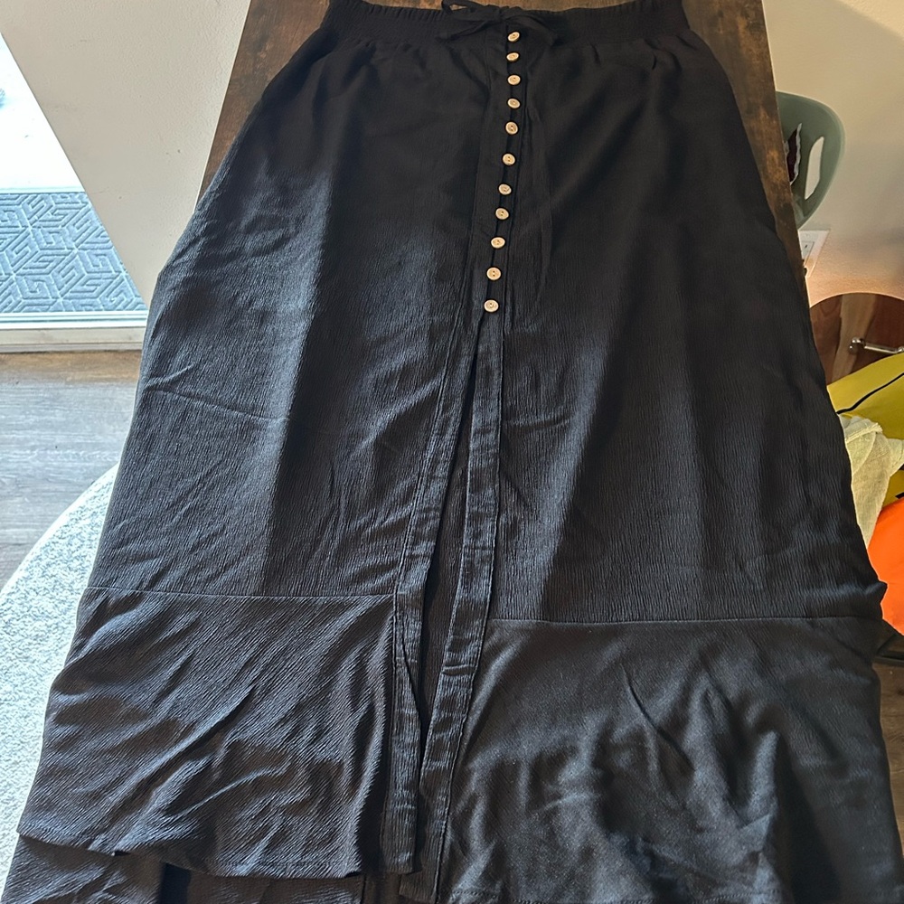 Chic Black Maxi Skirt with Button Detail